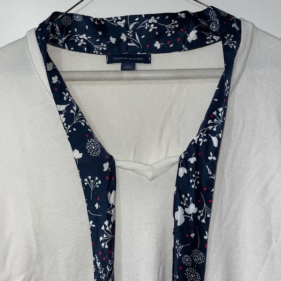 Hilfger blouse - Picture 2 of 3